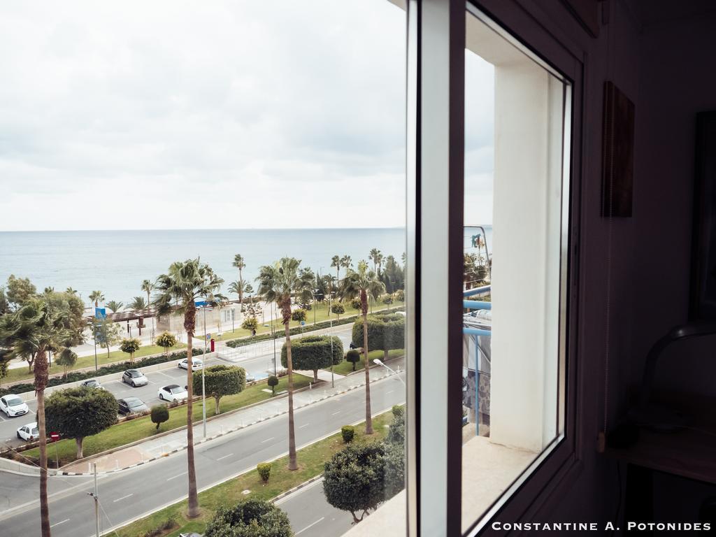 Sea Front & City Center, Amazing Sea View ลิมาซอล ภายนอก รูปภาพ